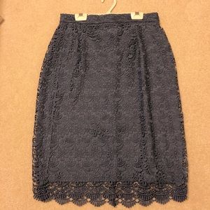 BNWOT UNIQLO Lace Pencil Skirt